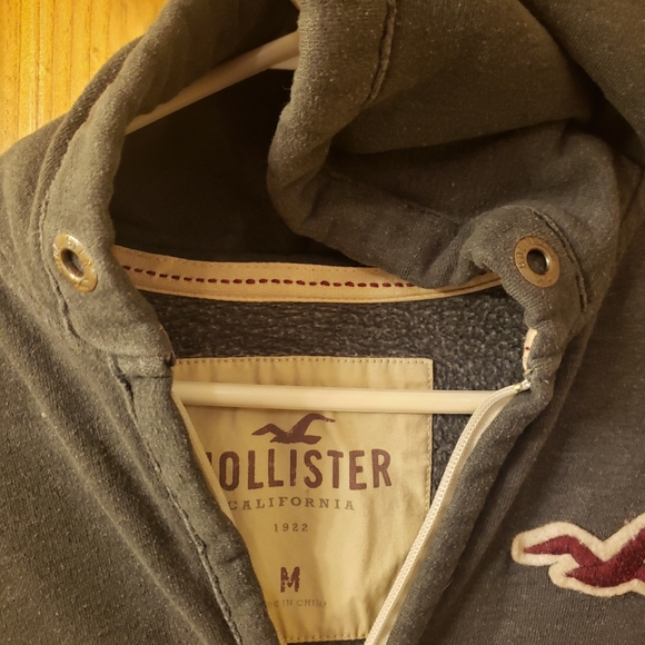 Hollister Zip up Hoodie-Gray - Picture 4 of 5